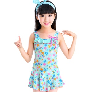 Costum de baie intreg pentru fetite, body cu fustita, model chic elegant, tematica stelute jucause, albastru