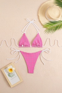 Costum de baie, set 2 piese, model minimalist cu fundite, sutien cupe triunghiulare si chilot decupaj clasic croi ingust, tematica sexy summer alb cu roz - Img 4