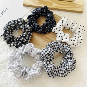 Elastic de par, set 5 bucati, model versatil, combinatii cute, imprimeu haios, tematica fashion lady, negru