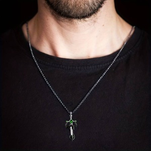 Lant gotic cu pandantiv sabie si dragon, model mitologic fantasy, tematica dragon slayer, unisex, verde, - Img 4
