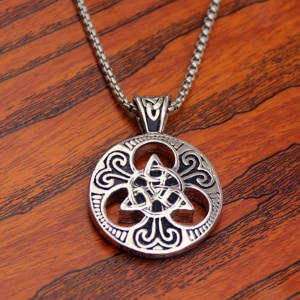 Lant model mitologie celtica, pandantiv rotund cu rune specifice, unisex, argintiu, - Img 4