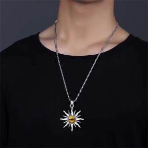 Lant unisex, pandantiv soare, model cu evil eye din sticla, tematica I see you, argintiu cu galben, - Img 4
