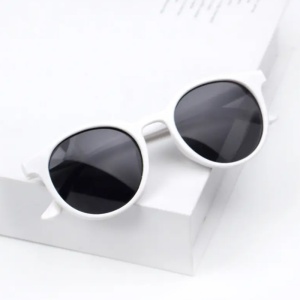 Ochelari de soare pentru copii, unisex, model vintage, rame fashion, marime universala, albi - Img 2