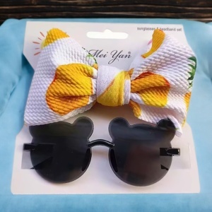 Ochelari de soare pentru fetite, set doua piese, model ursulet prietenos cu funda voluminoasa asortata, imprimeu delicat, tematica cute and fashion, negri - Img 3