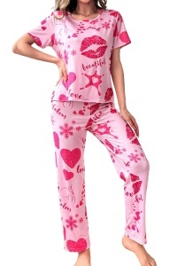 Pijama dama, set 2 piese, bluza cu maneca scurta si pantaloni lungi, model deosebit cu imprimeu haios, tematica sweet dreams, roz
