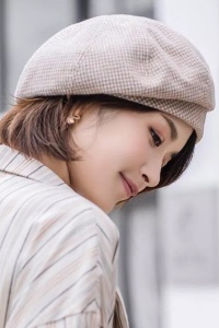 Sapca dama, tip bereta, model romantic, tematica fancy style, marime universala, maro coffee - Img 4