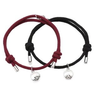 Set bratari cuplu cu magnet, tip sfoara, negru si rosu inchis, 2 buc