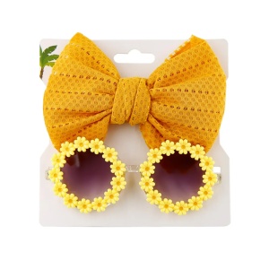 Set ochelari de soare pentru fetite cu funda supradimendionata pentru par, model floricele vesele, marime universala, galben