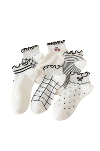 Sosete dama, set de 6 perechi, model pe glezna, detaliu delicat de contrast, tematica fashion style, marimea 36 – 42, alb cu negru