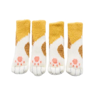 Sosete pentru mobila, protectie pentru picioarele scaunelor, model tip husa anti zgariere cu labute de pisica, tematica cozy home, marime universala, maro
