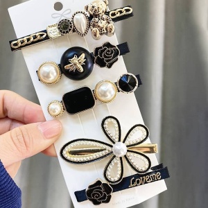Agrafe de par, set 5 bucati, model elegant cu accesorii pretioase si delicate, tematica fancy lady, negru cu alb - Img 2