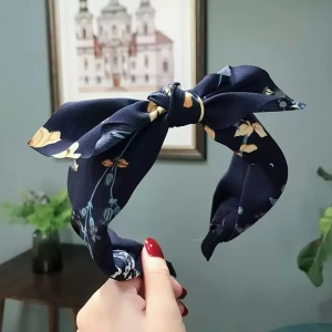 Bentita pentru par cu fundita tinereasca, bleu cu imprimeu floral, marime standard - Img 2