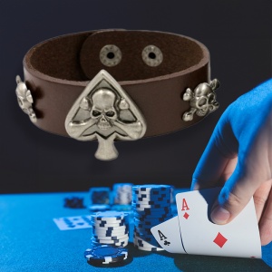 Bratara de piele ecologica, model gambler accesorizat cu capete de schelet, tematica lucky hand, unisex, maro, - Img 4
