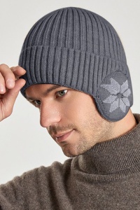 Caciula iarna, model cu protectie intarita pentru urechi, imprimeu fulg de zapada, captuseala moale si fina, tematica happy winter, unisex, marime universala, gri inchis - Img 2