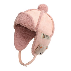 Caciula pentru copii, model cu urechi si prindere cu scai sub barbie, accesorizata cu ursulet, tematica I love winter, 2 – 6 ani, roz