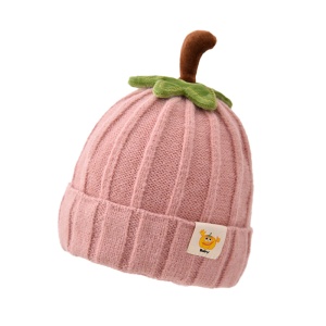 Caciula pentru copii, model delicat cu codita de dovleac, tematica sweet pumpkin, 3 luni – 3 ani, roz