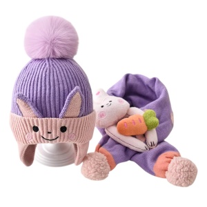 Caciula pentru copii, set doua piese, model foarte haios si vesel cu pompom si fular asortat, tematica bucuria copilariei, 1 - 6 ani, mov
