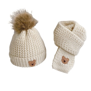 Caciula pentru copii, set doua piese, model moale si calduros cu pom pom si fular asortat, tematica I’m a baby bear, 1 – 5 ani, bej
