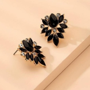 Cercei dama, model elegant indraznet, tematica black fashion style, negri