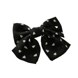 Clama de par, model accesorizat cu funda supradimensionata, imprimeu inimioare delicate, neagra