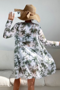 Costum de baie dama, 3 piese, model confortabil elegant pentru vara, sutien tip bustiera, chilot cu fronseu si cover up cu maneci lungi alb - Img 2