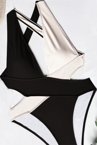 Costum de baie, o piesa, model duo incitant, decolteu generos si chilot decupaj clasic croi ingust, tematica elegant summer negru cu bej - Img 3