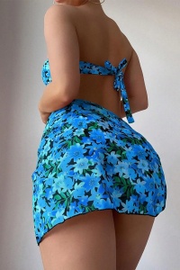 Costum de baie, set 3 piese, model vesel si versatil, sutien cu accesoriu, chilot decupaj clasic si cover tip fusta scurta, tematica summer vibe albastru - Img 2