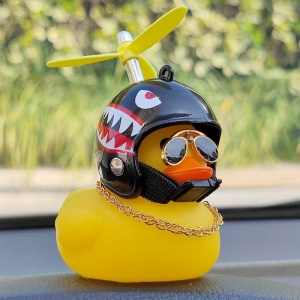 Figurina decorativa, rata cool, model cu casca helicopter, lant si ochelari de soare, tematica cool duck, galbena - Img 3