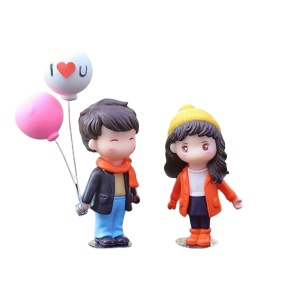 Figurine decorative individuale, model cuplu adolescenti indragostiti accesorizat cu baloane I love you, autoadeziv, tematica traieste momentul, multicolor