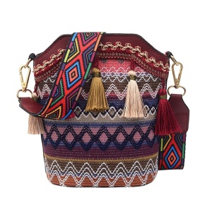 Geanta dama, ciucurei si broderie, model crossbody, piele sintetica, rosu inchis