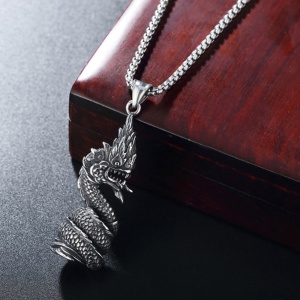 Lant cu tematica mitologie chinezeasca, pandantiv dragon in flacari, unisex, argintiu metalizat, - Img 2