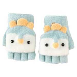 Manusi pentru copii, model cu degetele descoperite si capac decapotabil, accesorizate cu pinguini poznasi, tematica happy feet, marime 1 – 5 ani, verde deschis