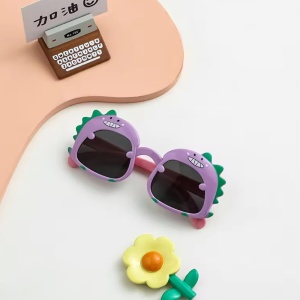 Ochelari de soare pentru copii, unisex, model cu dinozaur prietenos, tematica dino world, marime universala, mov - Img 2