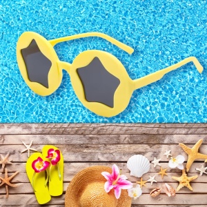 Ochelari de soare pentru copii, unisex, model cu stea, tematica new star in town, marime universala, galbeni - Img 2