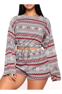 Pijama dama, set 2 piese, bluza top cu maneca lunga si pantalon scurt, gri cu rosu si imprimeu tematica de Craciun