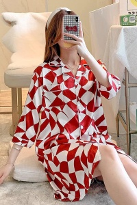 Pijama dama, set 7 piese, model confortabil, print cu romburi, tematica fashion elegant, alb cu rosu - Img 2