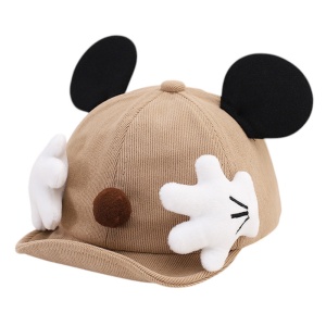 Sapca pentru copii, accesorizata cu elemente haioase, cozoroc curbat, model vesel, tematica little mouse, 3 luni – 3 ani, maro deschis