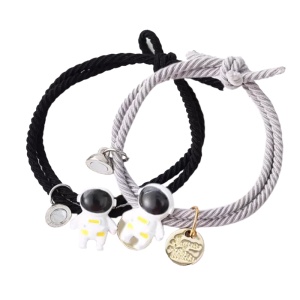 Set bratari cu magnet, tip sfoara, model astronaut, accesoriu rotund auriu, unisex, neagra si gri