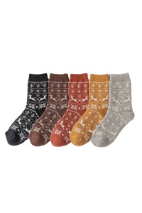 Sosete dama, set 5 perechi, model nordic calduros, imprimeu cu reni, fulgi si braduti, tematica I love holidays, marime 38 – 42, multicolore