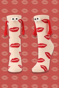 Sosete haioase, model vesel accesorizat cu manute cu magnet si ochisori, imprimeu buze senzuale, tematica let's be friends, unisex, marime 36-42, bej - Img 2