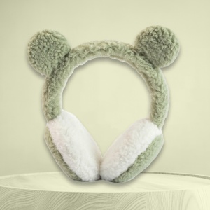 Acoperitori pentru urechi, protectie impotriva frigului, model casti dama pufoase cu urechiuse de ursulet, tematica funny winter, marime universala, verzi - Img 2