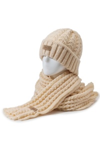 Caciula dama, set doua piese, model clasic minimalist, fular tip esarfa asortat, tematica warm and cozy winter, marime universala, bej - Img 4