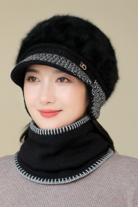 Caciula dama, set doua piese, model cu fular tip guler asortate, captuseala calduroasa, tematica cozy winter, marime universala, negru - Img 3