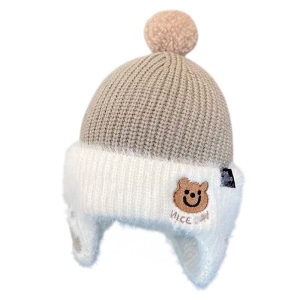 Caciula pentru copii, imprimeu cu ursulet, model calduros cu prelungire pentru urechi, tematica little funny bear, 2 – 4 ani, gri