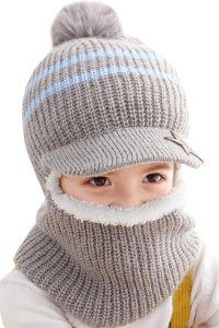 Caciula pentru copii, tip cagula, model cu cozoroc si pompom, accesoriu cute, tematica mica vedeta, 3 - 9, gri - Img 3