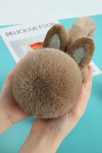 Casti de protectie impotriva frigului si a vantului pentru femei, model calduros cu urechiuse de iepuras, tematica fluffy bunny butt, marime universala, maro - Img 3
