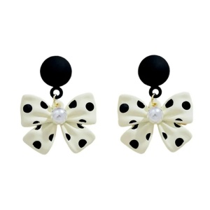 Cercei dama, model delicat fundita cu buline mici, tematica cute and fashion, negri