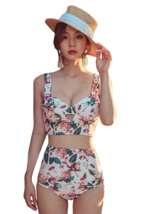 Costum de baie dama, 2 piese, model floral delicat, tematica fantezia verii, top si chilot cu talie inalta multicolor