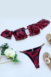 Costum de baie dama, 2 piese, model vintage elegant, cu maneci atasate si accesorii metalice rosu - Img 4