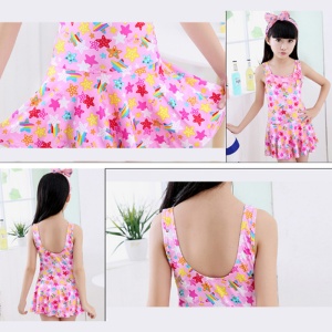 Costum de baie intreg pentru fetite, body cu fustita, model chic elegant, tematica stelute jucause, roz - Img 4